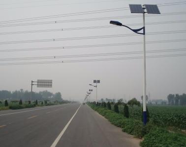 太阳能路灯如何安装电池板