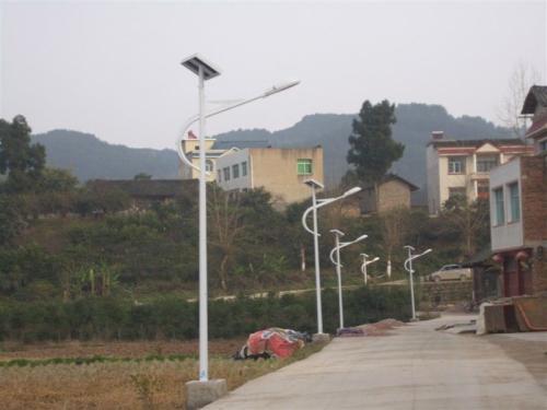 影响风光互补路灯价格的因素有多少