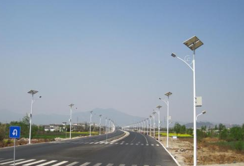 太阳能路灯怎样解决道路照明的阴影