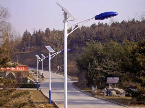 太阳能路灯怎样保持高效节能